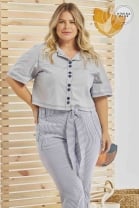 Conjunto de Calça e Camisa Curta Listrado Plus Size