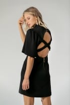 Vestido Curto Recortes nas Costas Preto