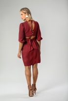 Vestido Curto Recorets Laterais Marsala