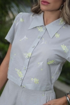 Conjunto de Short e Blusa Bordada Cinza