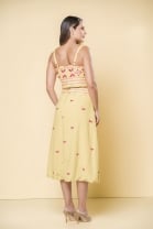 Conjunto de Saia Midi e Cropped Bordado Amarelo
