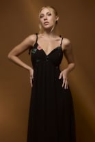 Vestido Longo Bordado Preto