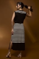 Vestido Midi Listrado Preto 