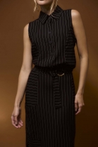 Conjunto de Saia e Camisa Risca de Giz Preto 