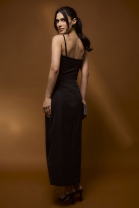 Conjunto de Saia Longa e Cropped de Alça Preto