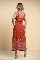 Conjunto de Saia Longa e Cropped Cavado Bordado Laranja 