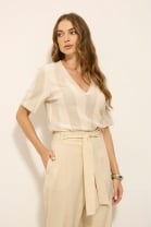 Conjunto de Calça e Blusa Listrada Cru 