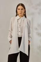 Camisa Branca com Amarração 
