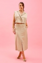 Conjunto de Saia Midi e Colete Cropped Bege 