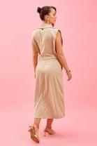Conjunto de Saia Midi e Colete Cropped Bege 