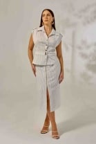 Conjunto de Saia Midi e Colete Off White 