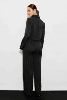 Conjunto de Calça e Blazer Curto Risca de Giz 