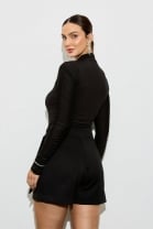 Conjunto de Short Saia e Blusa Manga Longa Preto