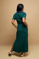 Conjunto de Saia com Fenda Lateral e Blusa Verde
