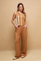 Conjunto de Calça e Blusa com Zíper Marrom