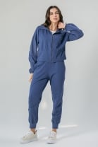 Conjunto de Calça e Jaqueta Azul