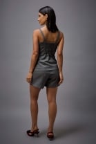 Conjunto de Short e Blusa Acinturada Xadrez