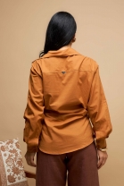 Camisa Marrom