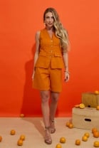 Conjunto de Bermuda e Colete Laranja