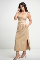 Vestido Midi Reto com Fentas Laterais Bege