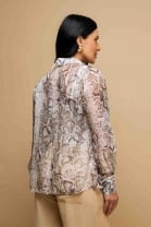 Conjunto de Camisa e Cropped em Animal Print Piton