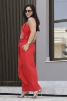 Conjunto de Saia Midi e Cropped com Transpasse Vermelho