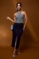 Conjunto de Saia Midi Azul Marinho e Cropped 