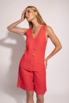 Conjunto de Bermuda e Colete Vermelho