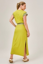 Conjunto de Saia com Fenda Lateral Blusa Verde