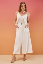 Conjunto de Saia e Blusa com Sobreposição Off White