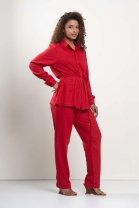 Conjunto de Calça e Camisa com Babado Vermelho