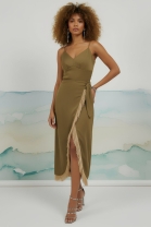 Conjunto de Saia com Amarra&ccedil;&atilde;o e Blusa Verde