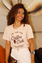 Conjunto de Short e T-shirt Bege