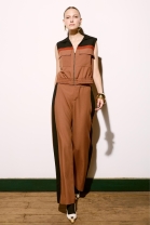 Conjunto de Cal&ccedil;a e Colete Tricolor Marrom