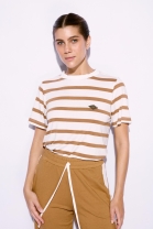Conjunto de Cal&ccedil;a Caramelo e T-shirt Listrada