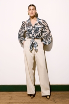 Conjunto de Cal&ccedil;a e Camisa Transparente Estampada