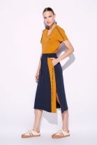 Conjunto de Saia M&iacute;di e Blusa Laranja