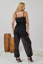 Conjunto de Calça e Blusa de Renda Preta