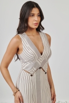 Vestido Longo com Decote Listrado
