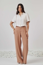 Conjunto de Cal&ccedil;a com Camisa Off White