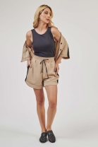 Conjunto de Short e Colete Bege com Botões