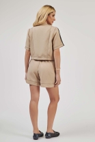 Conjunto de Short e Colete Bege com Botões