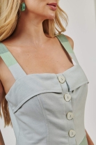 Vestido Longo com Abotoamento Frontal Sobreposi&ccedil;&atilde;o