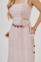 Vestido Midi com Recortes Risca de Giz