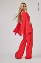 Macac&atilde;o Pantalona com Sobreposi&ccedil;&atilde;o Vermelho