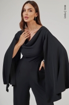 Macac&atilde;o Pantalona com Sobreposi&ccedil;&atilde;o Preto