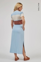 Conjunto de Saia Midi e Blusa em Malha Bicolor