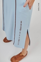 Conjunto de Saia Midi e Blusa em Malha Bicolor