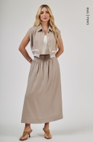 Conjunto Saia Midi Fenda Lateral e Colete Cinza