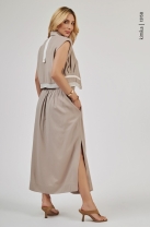 Conjunto Saia Midi Fenda Lateral e Colete Cinza